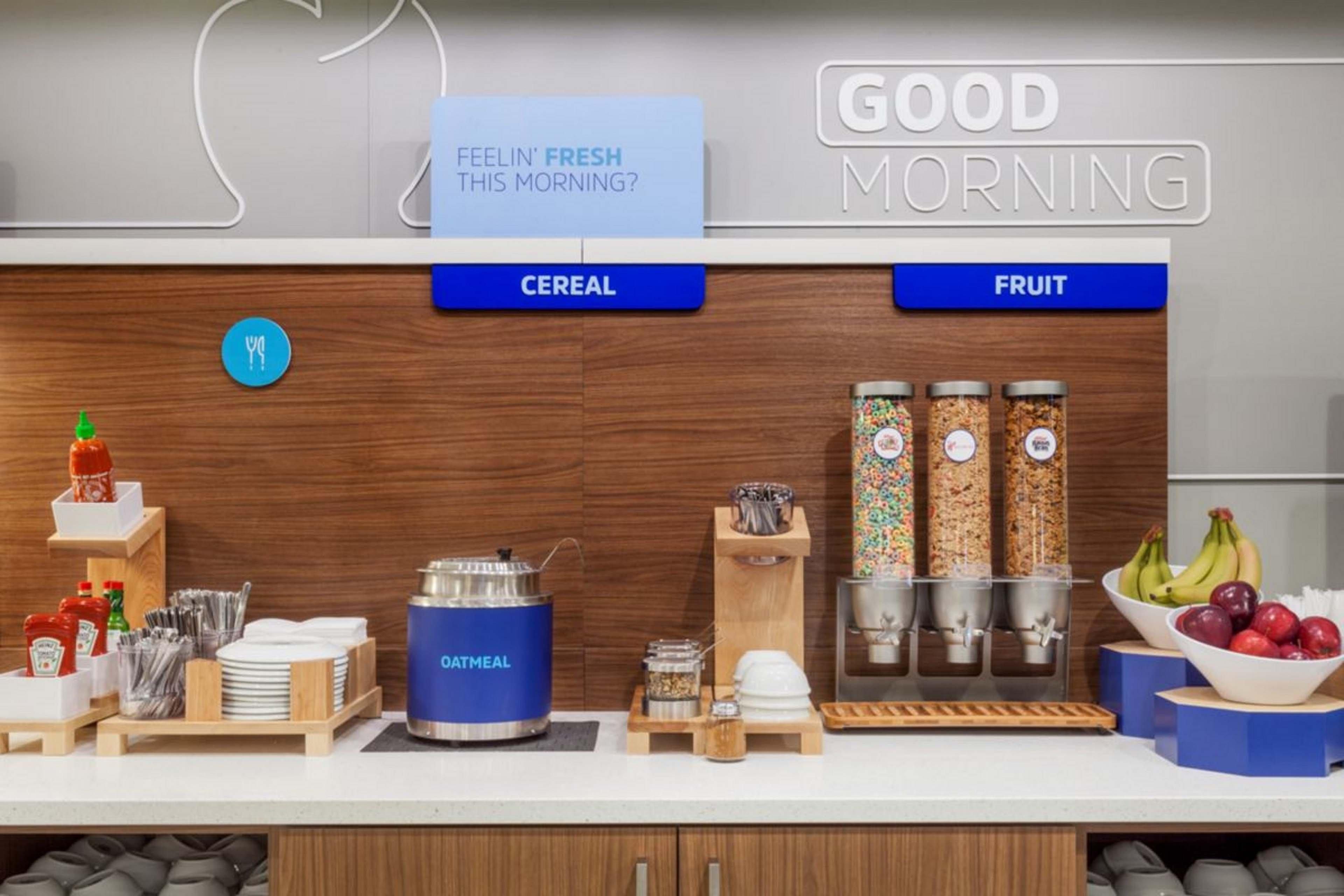 Holiday Inn Express Hotel & Suites Panama City-Tyndall Buitenkant foto
