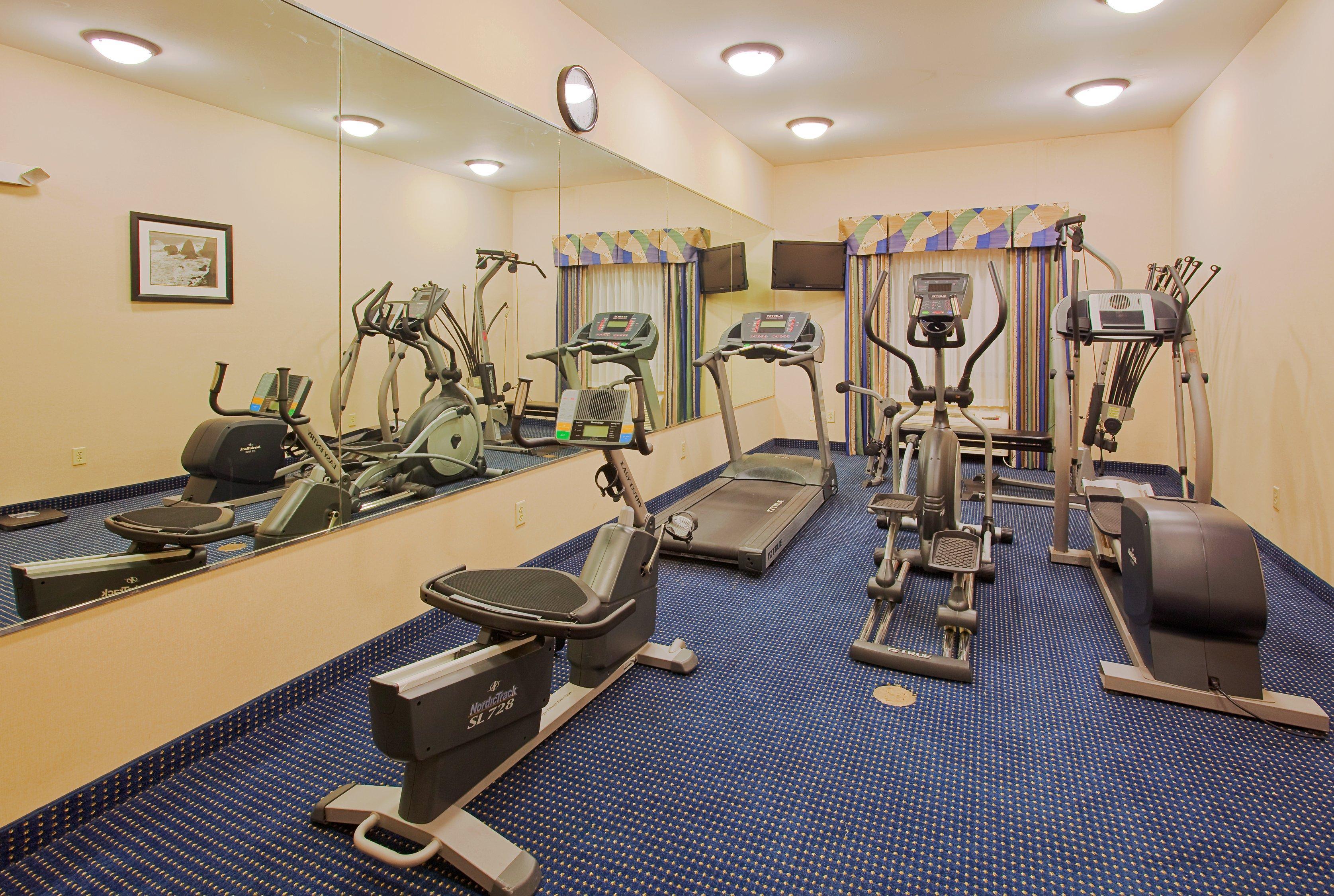 Holiday Inn Express Hotel & Suites Panama City-Tyndall Buitenkant foto